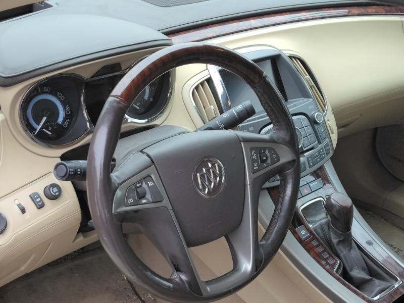 Buick LaCrosse Premium Package 3, w/Leather 2012
