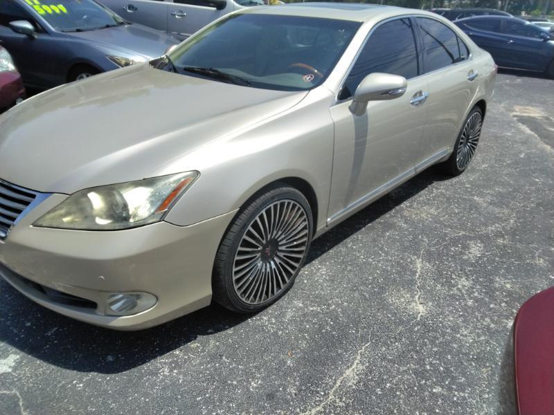 Lexus ES 350 Sedan 2010