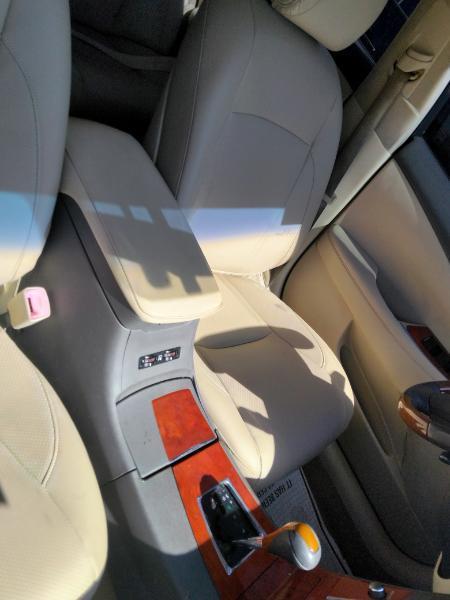 Lexus ES 350 Sedan 2010