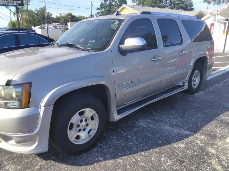 Chevrolet Suburban LTZ 1500 2WD 2007