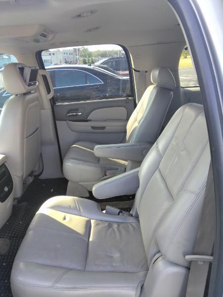 Chevrolet Suburban LTZ 1500 2WD 2007