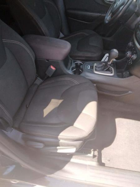 Jeep Cherokee Latitude FWD 2016