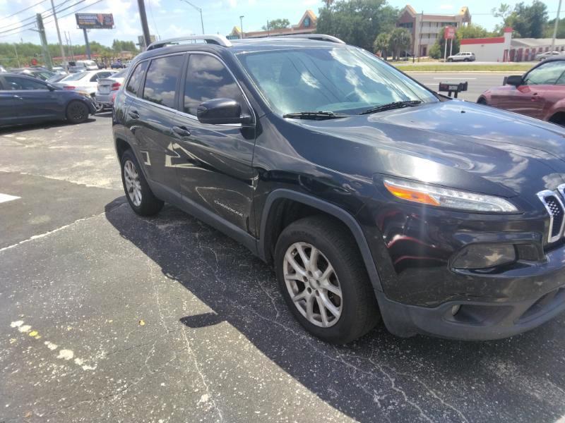Jeep Cherokee Latitude FWD 2016