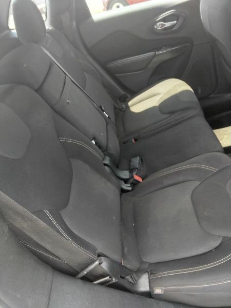 Jeep Cherokee Latitude FWD 2016