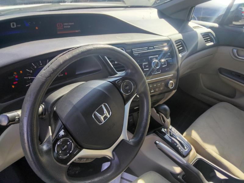 Honda Civic LX Sedan 5-Speed AT 2013