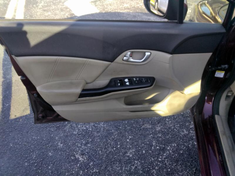 Honda Civic EX-L Sedan 5-Speed AT 2012
