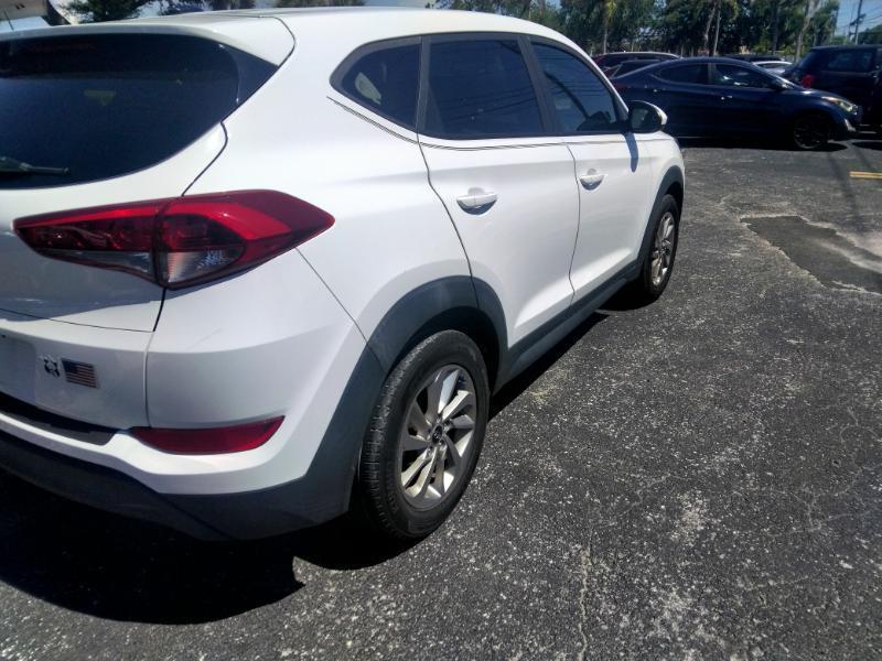 Hyundai Tucson SE 2017