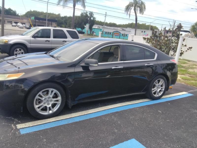 Acura TL 5-Speed AT with Tech Package 2009