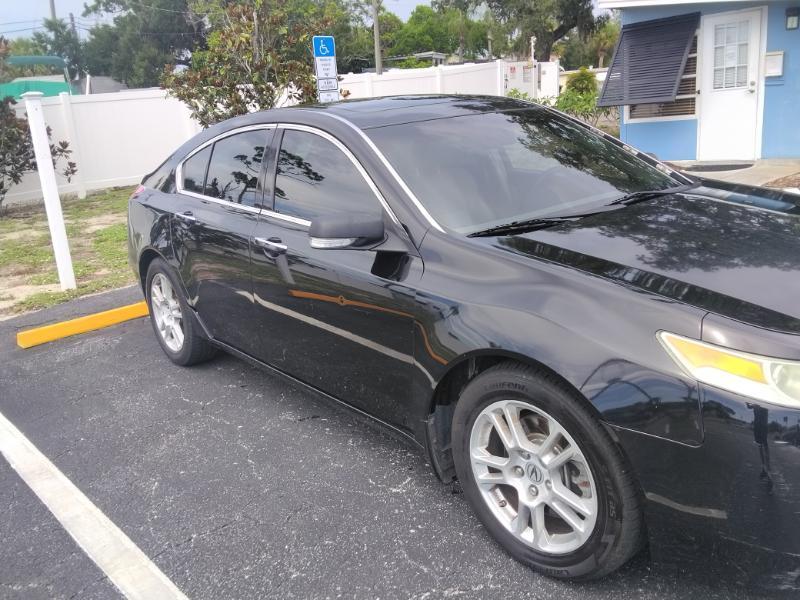 Acura TL 5-Speed AT with Tech Package 2009