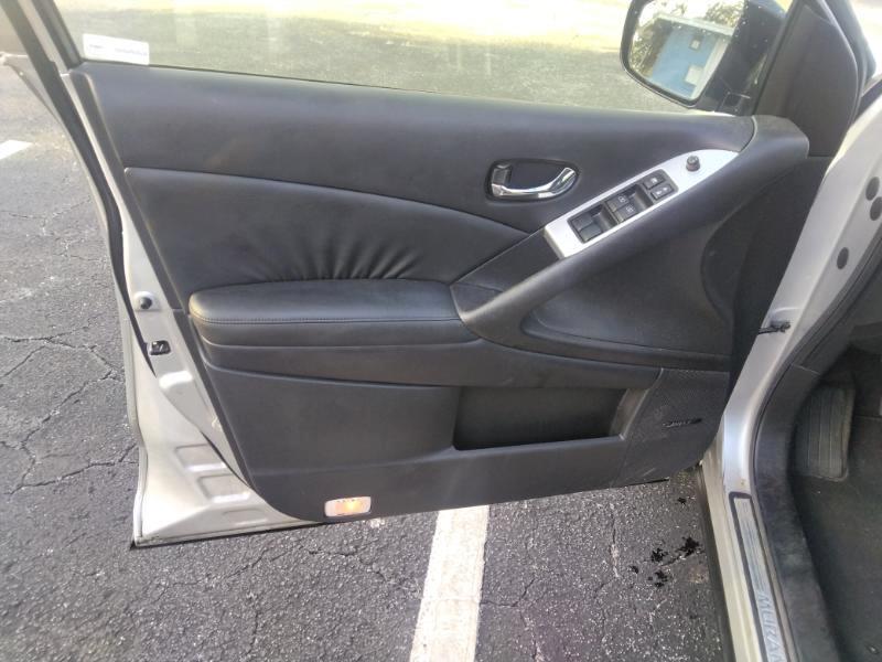 Nissan Murano SL 2010
