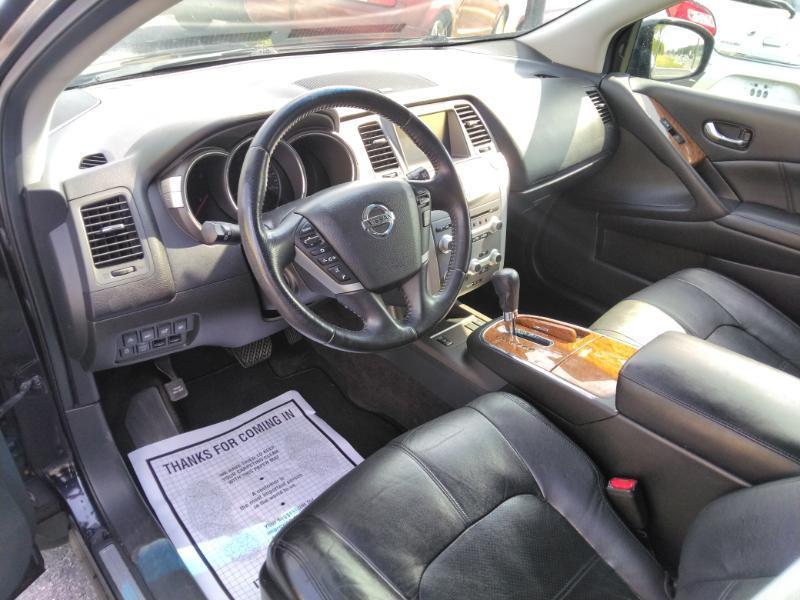 Nissan Murano LE 2014