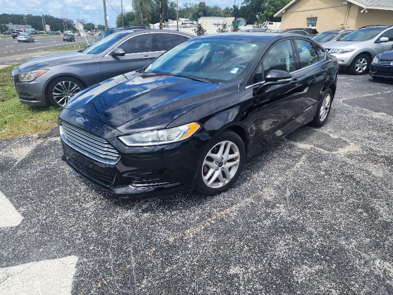 Ford Fusion SE 2016