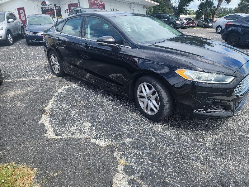 Ford Fusion SE 2016