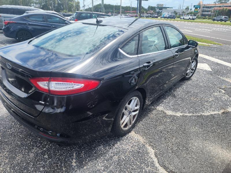 Ford Fusion SE 2016
