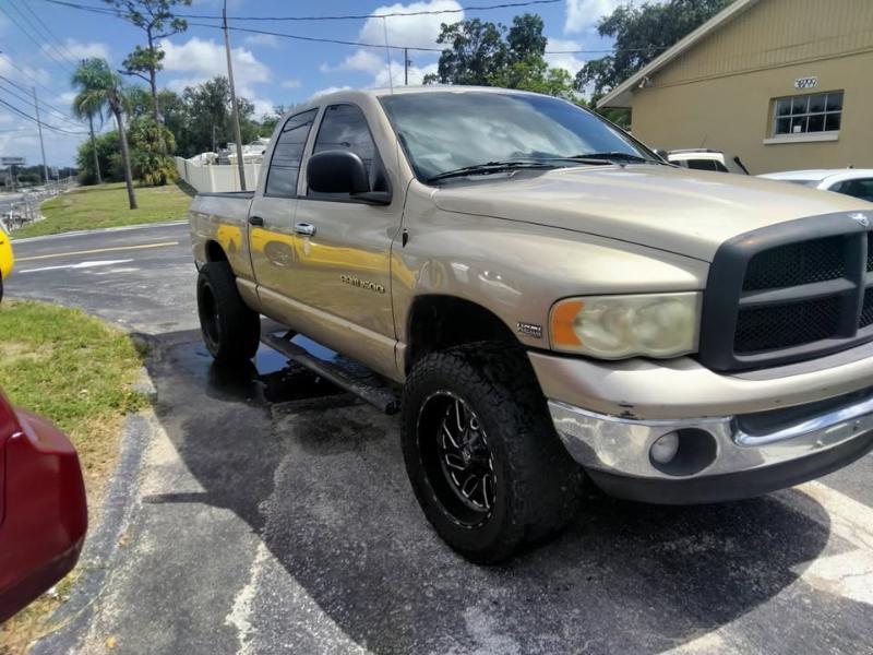 Dodge Ram 1500 Laramie Quad Cab Long Bed 2WD 2005