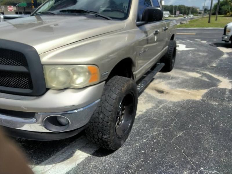 Dodge Ram 1500 Laramie Quad Cab Long Bed 2WD 2005