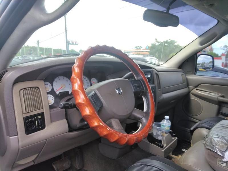 Dodge Ram 1500 Laramie Quad Cab Long Bed 2WD 2005