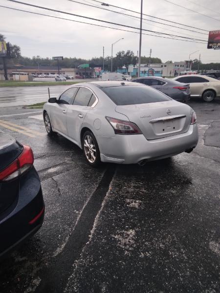 Nissan Maxima SV 2014