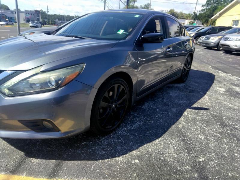 Nissan Altima 2.5 SR 2017