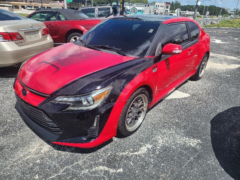 Scion tC Sports Coupe 6-Spd AT 2015