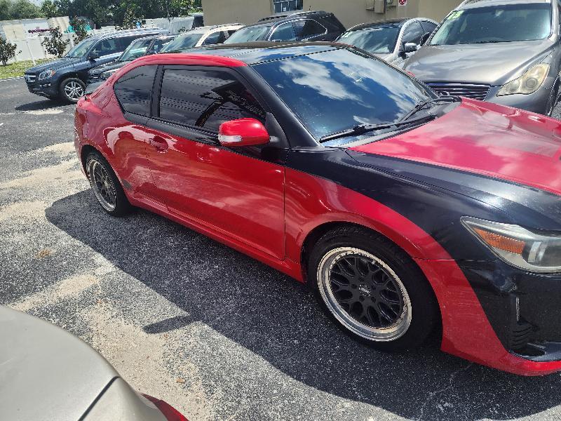 Scion tC Sports Coupe 6-Spd AT 2015