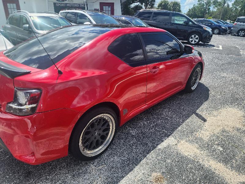 Scion tC Sports Coupe 6-Spd AT 2015