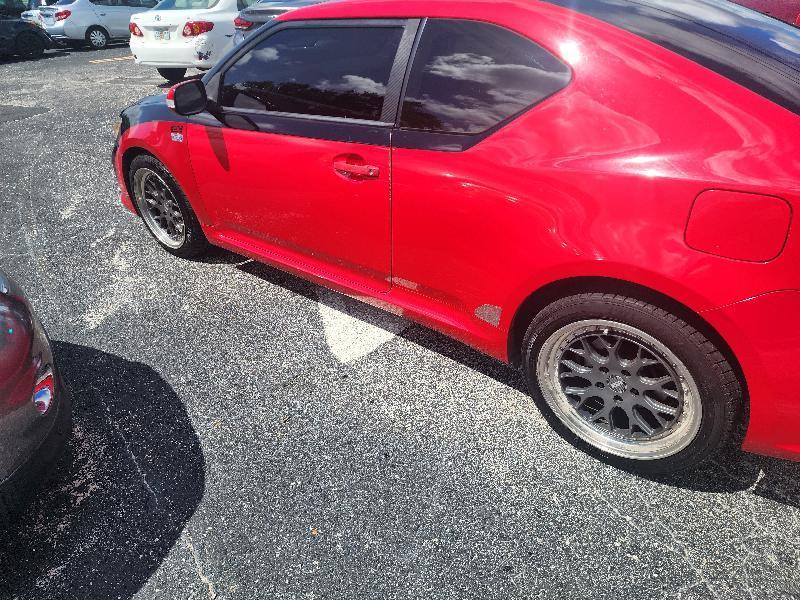 Scion tC Sports Coupe 6-Spd AT 2015