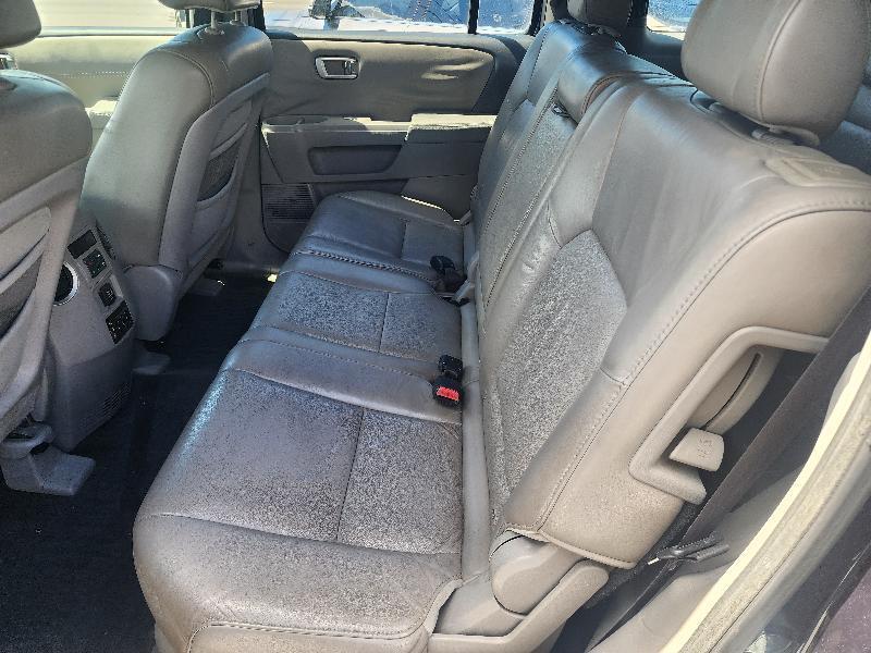 Honda Pilot EX-L 4WD 5-Spd AT with DVD 2011