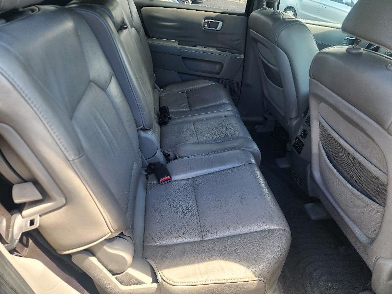 Honda Pilot EX-L 4WD 5-Spd AT with DVD 2011