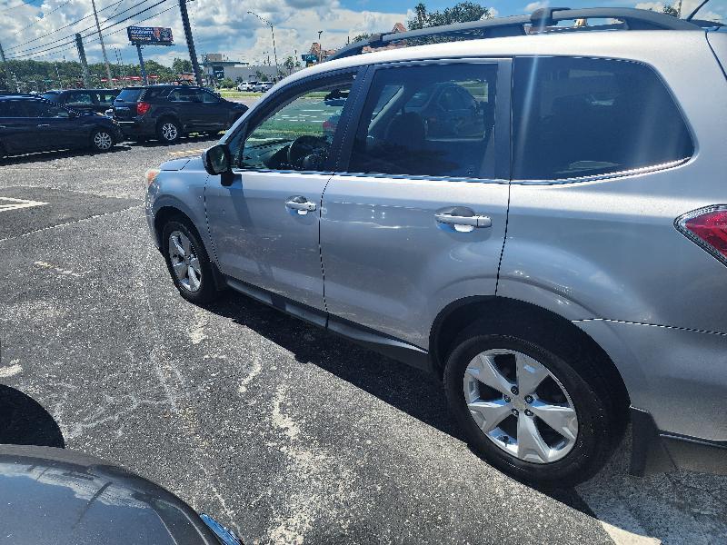 Subaru Forester 2.5i Limited 2015