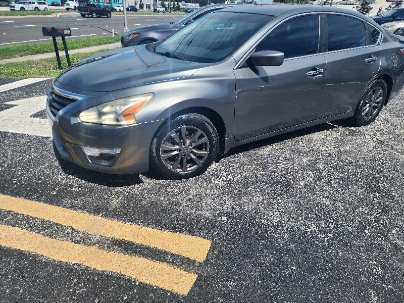 Nissan Altima 2.5 SV 2015