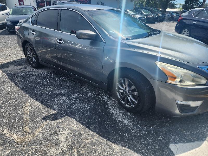 Nissan Altima 2.5 SV 2015