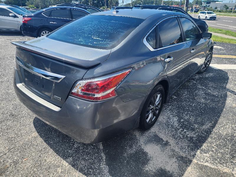 Nissan Altima 2.5 SV 2015