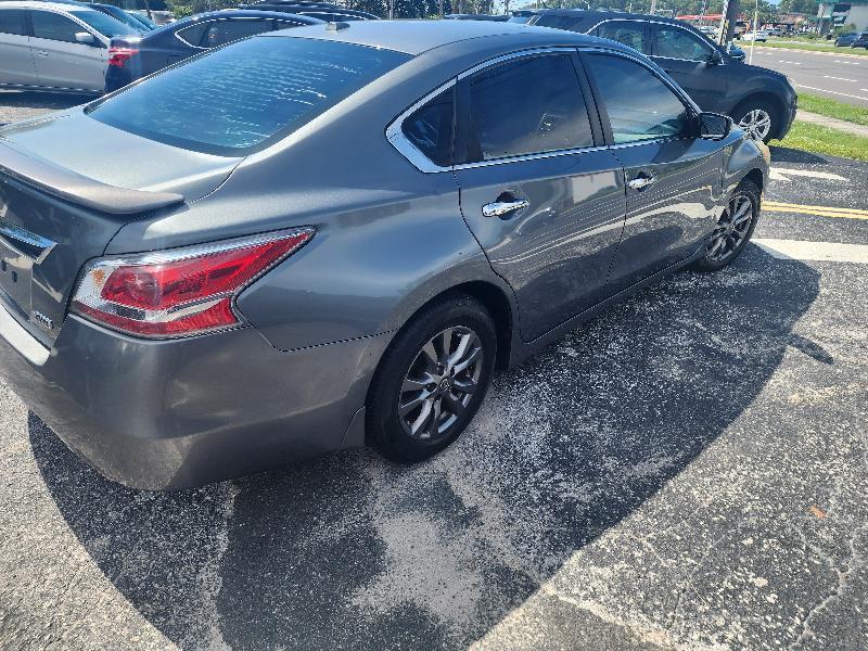Nissan Altima 2.5 SV 2015
