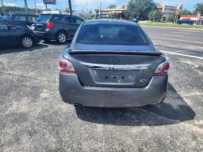 Nissan Altima 2.5 SV 2015