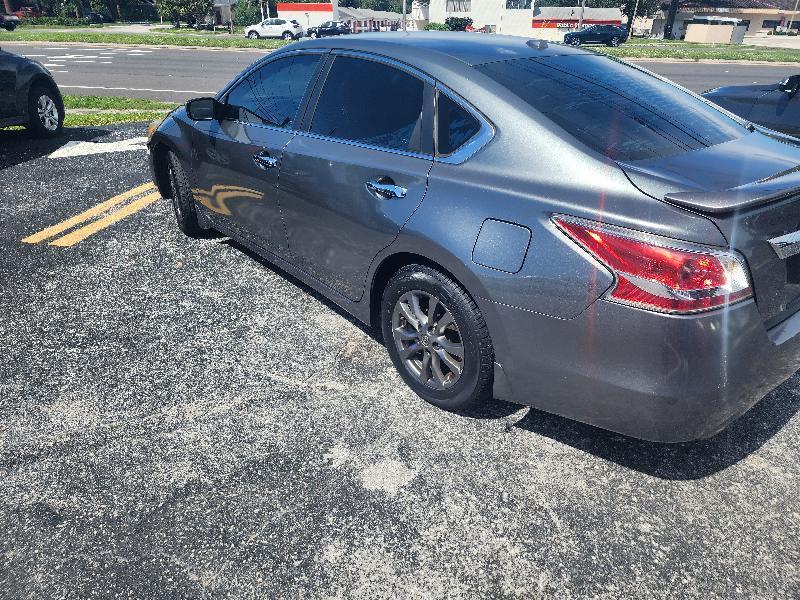 Nissan Altima 2.5 SV 2015