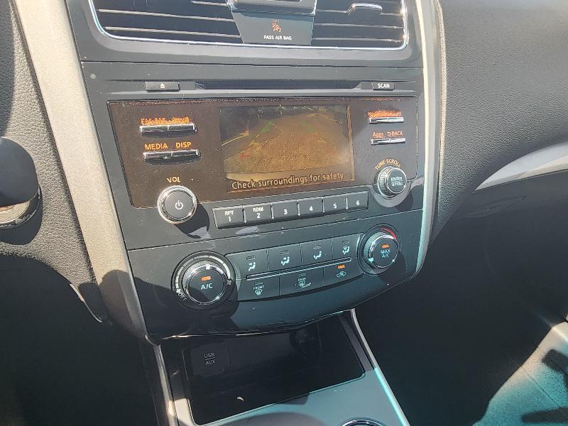 Nissan Altima 2.5 SV 2015