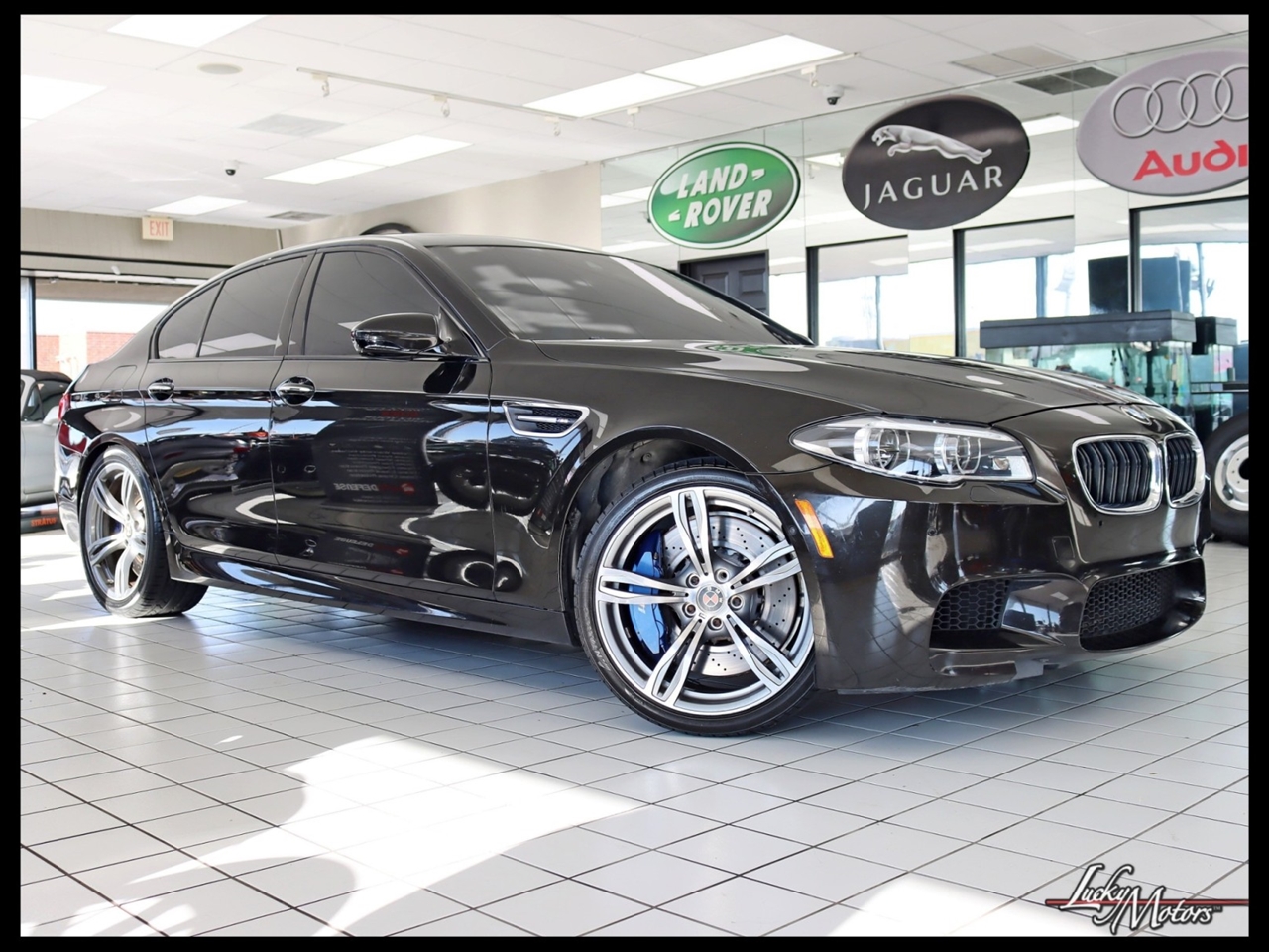 BMW M5 Sedan 2014 BMW M5 Sedan 2014