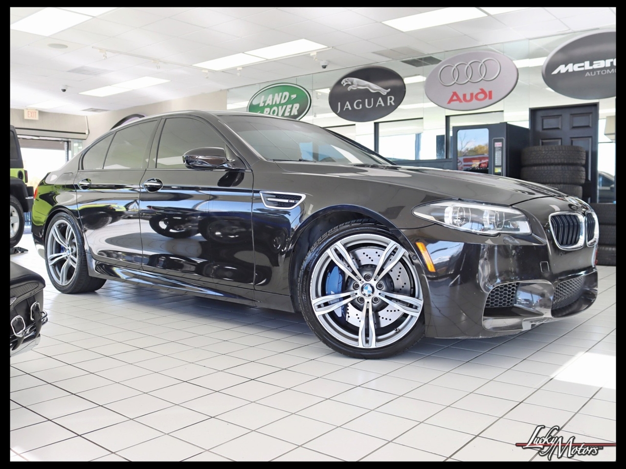 2014 BMW M5 Sedan