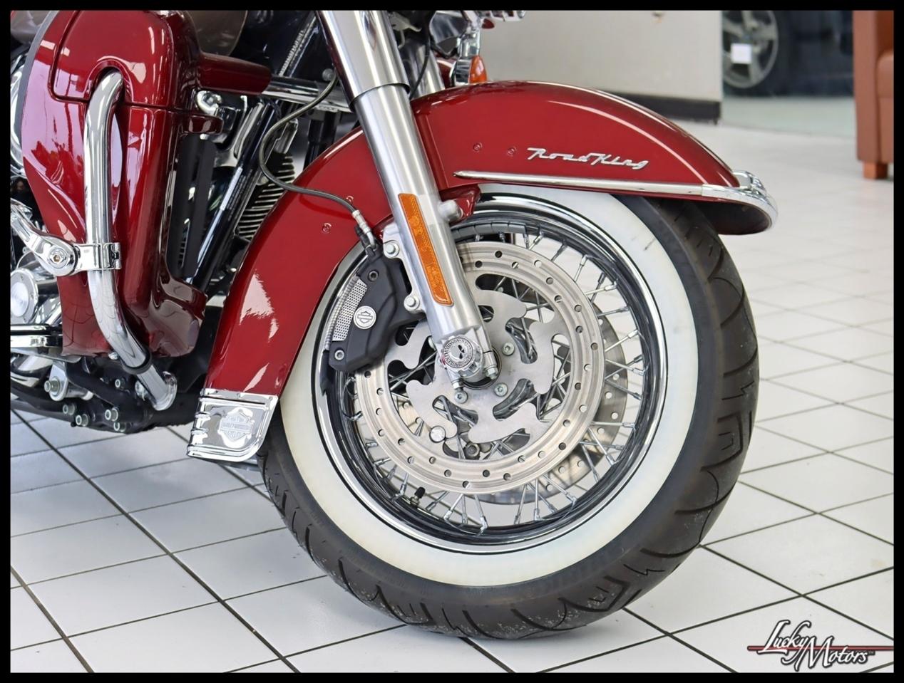 Harley-Davidson FLHRC  2009