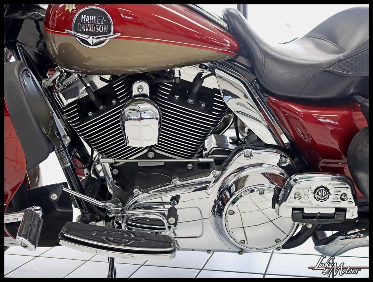 Harley-Davidson FLHRC  2009