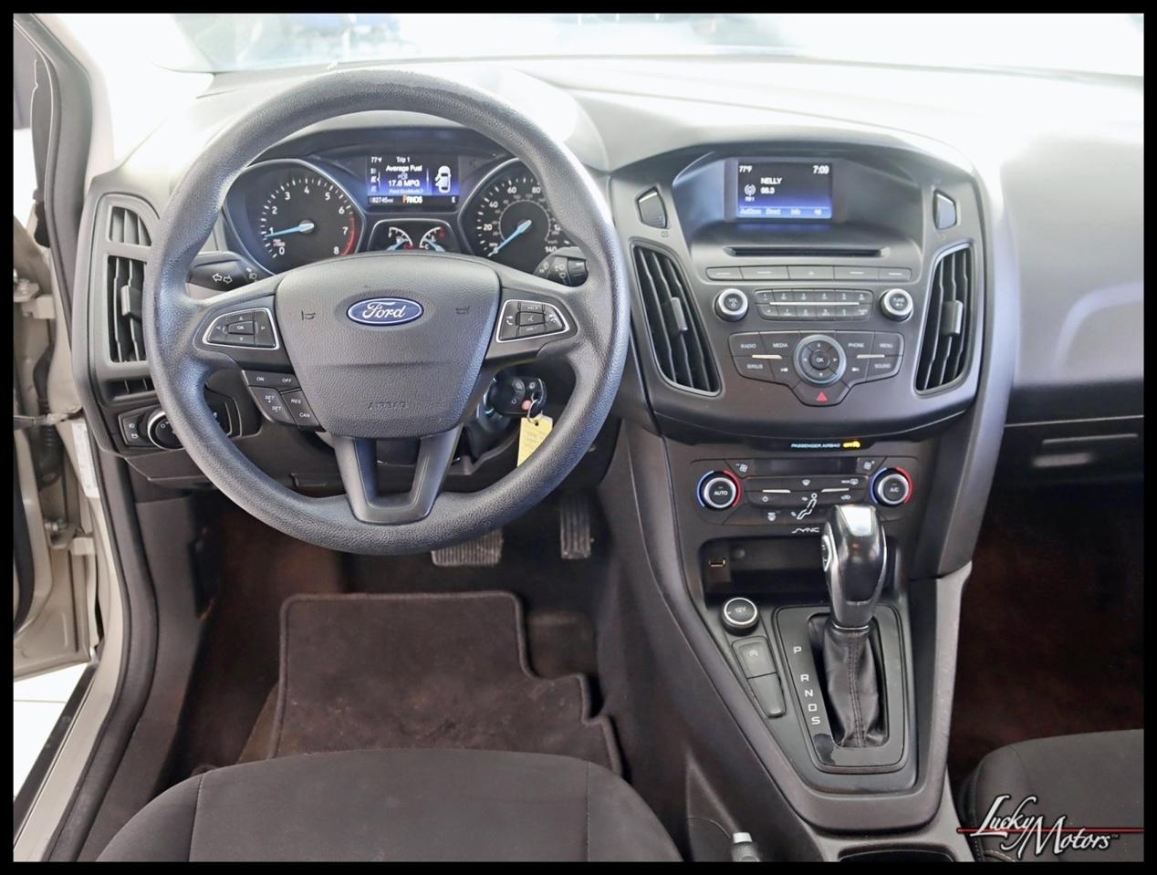 Ford Focus SE Sedan 2016