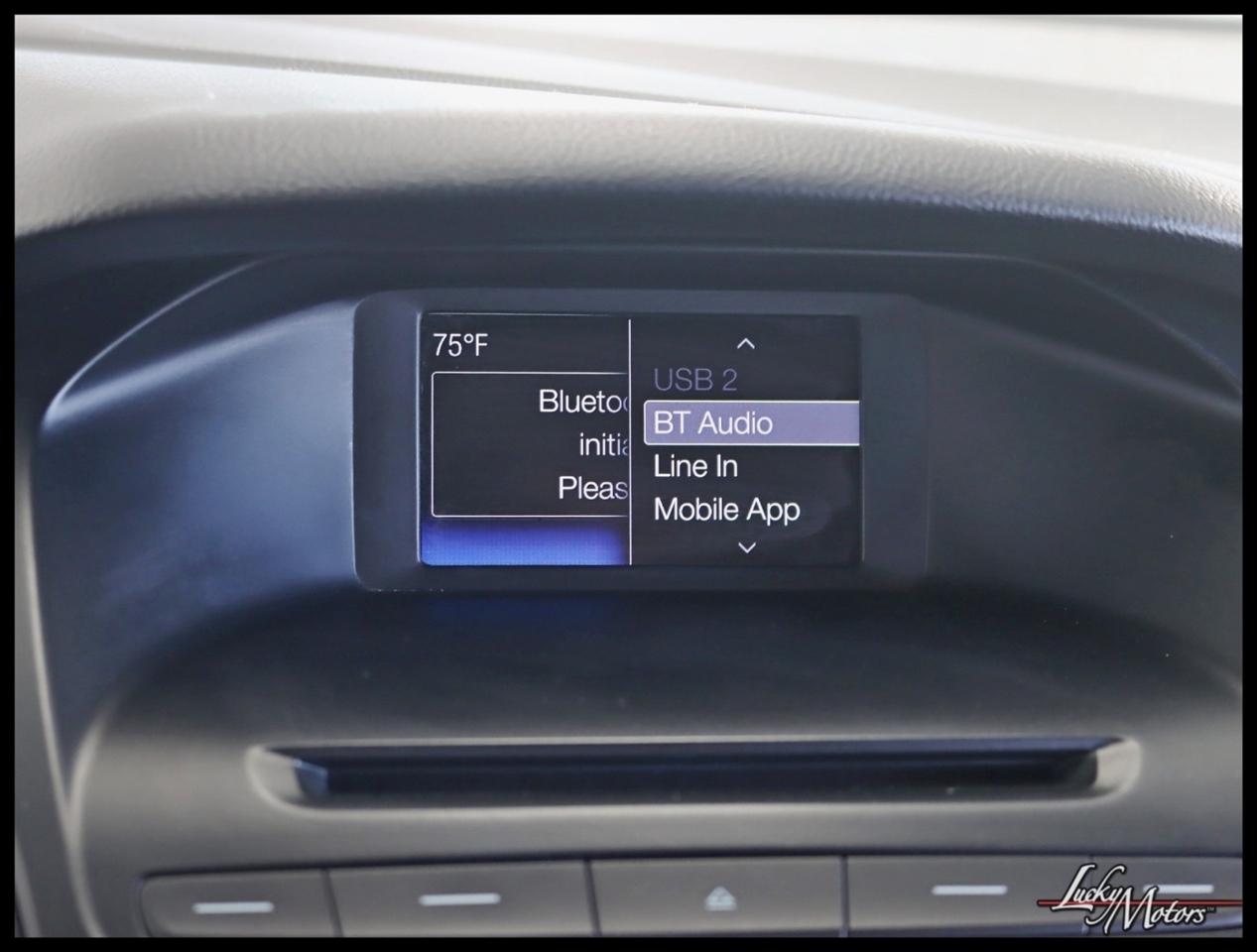 Ford Focus SE Sedan 2016