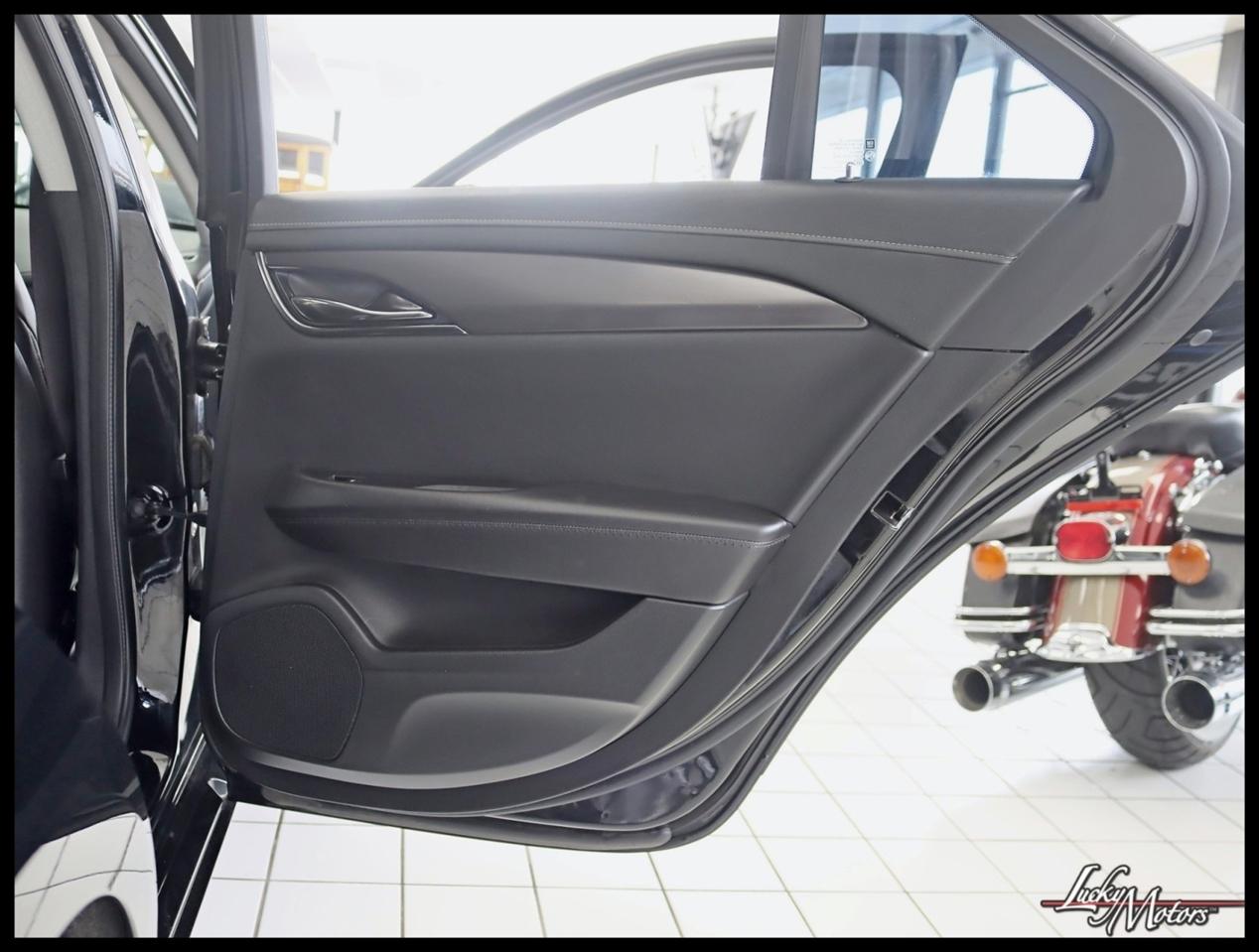 Cadillac ATS 2.0L Standard RWD 2017