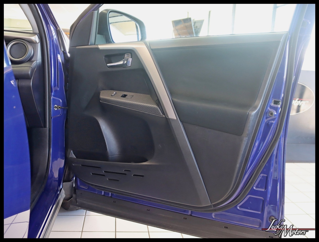 Toyota RAV4 XLE AWD 2014