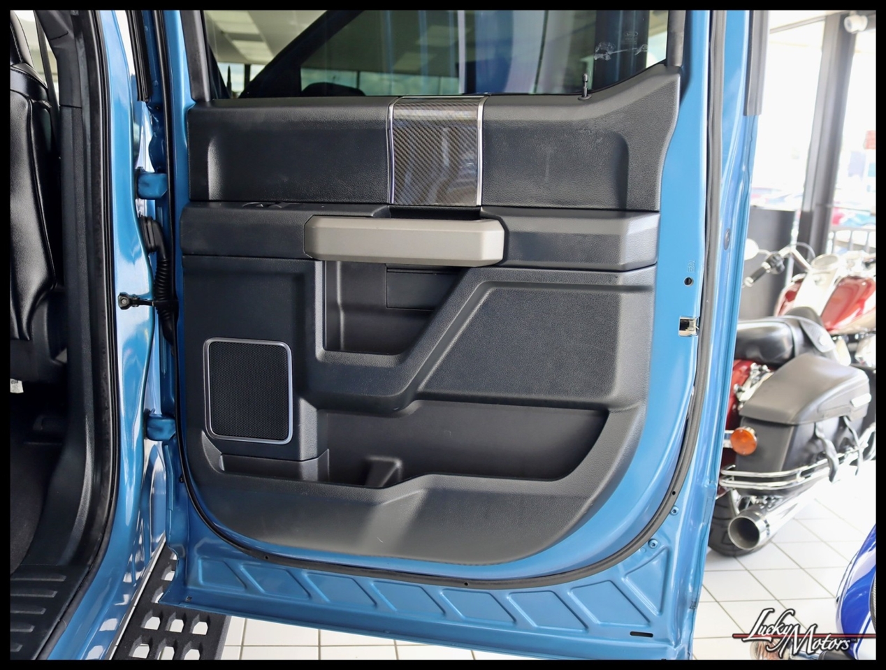 Ford F-150 Raptor SuperCrew 4WD 2019 Ford F-150 Raptor SuperCrew 4WD 2019