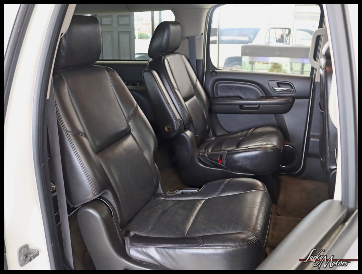 GMC Yukon Denali XL 4WD 2011