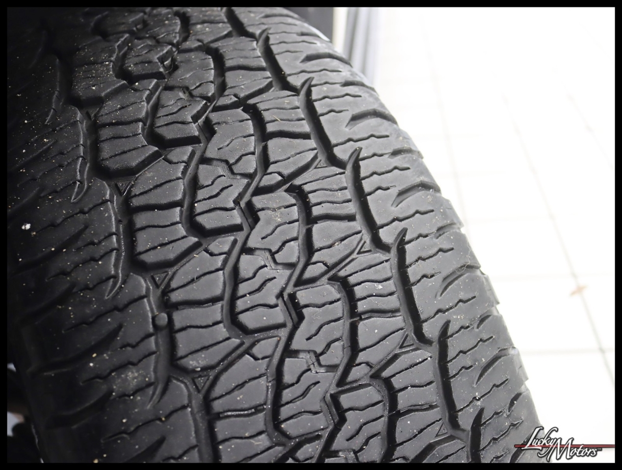 GMC Yukon Denali XL 4WD 2011