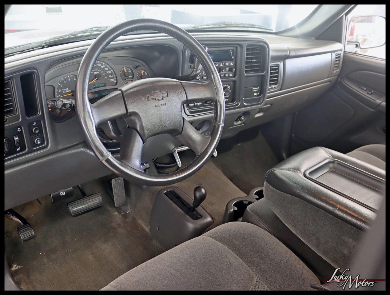 Chevrolet Silverado 2500HD LS Long Bed 4WD 2004 Chevrolet Silverado 2500HD LS Long Bed 4WD 2004