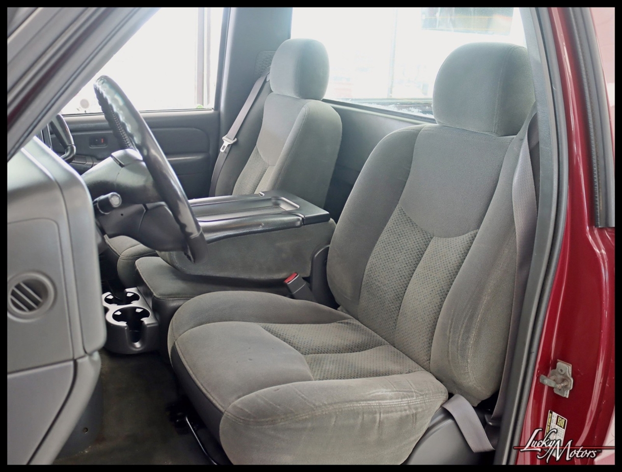 Chevrolet Silverado 2500HD LS Long Bed 4WD 2004 Chevrolet Silverado 2500HD LS Long Bed 4WD 2004